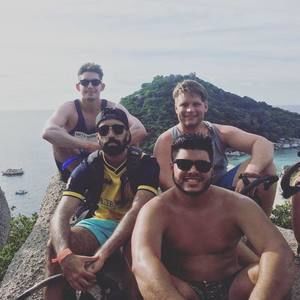 Meet your Posher, Carlos